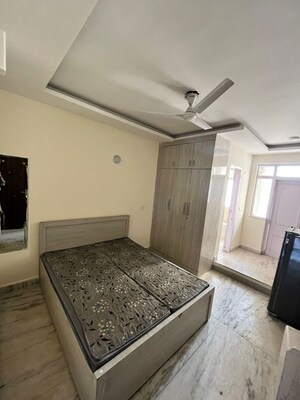 2.5 BHK Apartment For Rent in Emaar Emerald Estate, Sector 65