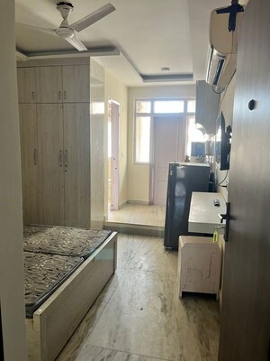 Bedroom in 2.5 BHK Apartment at Emaar Emerald Estate, Sector 65 – for Rent