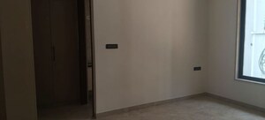 Room in 4 BHK Builder Floor at Jubilee Hill County, Jubilee Hills – for Rent