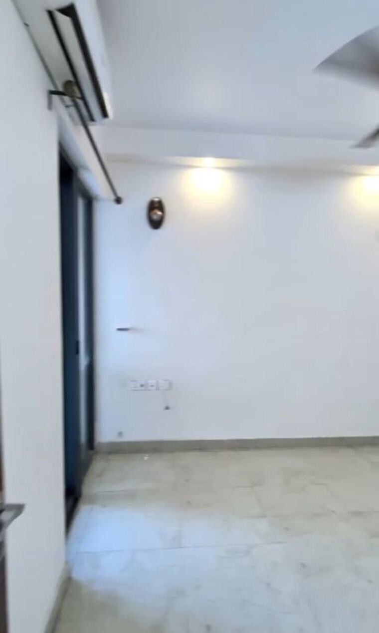 Room, metro-suites-glitz 3 Bedroom 1395 Sq.Ft. Apartment In Vasundhara Sector 2 Ghaziabad 10782157