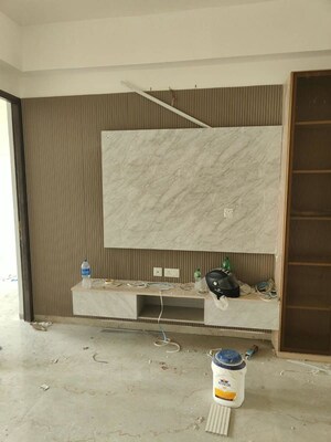 Room in 3 BHK Apartment at Emaar Emerald Estate, Sector 65 – for Rent