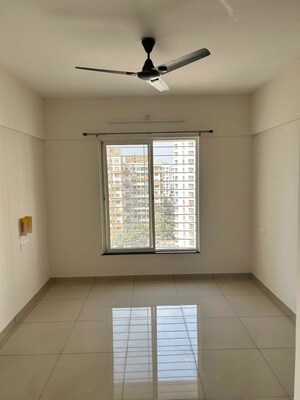 Room in 1 BHK Apartment at VJ YashOne Infinitee, Tathawade – for Rent