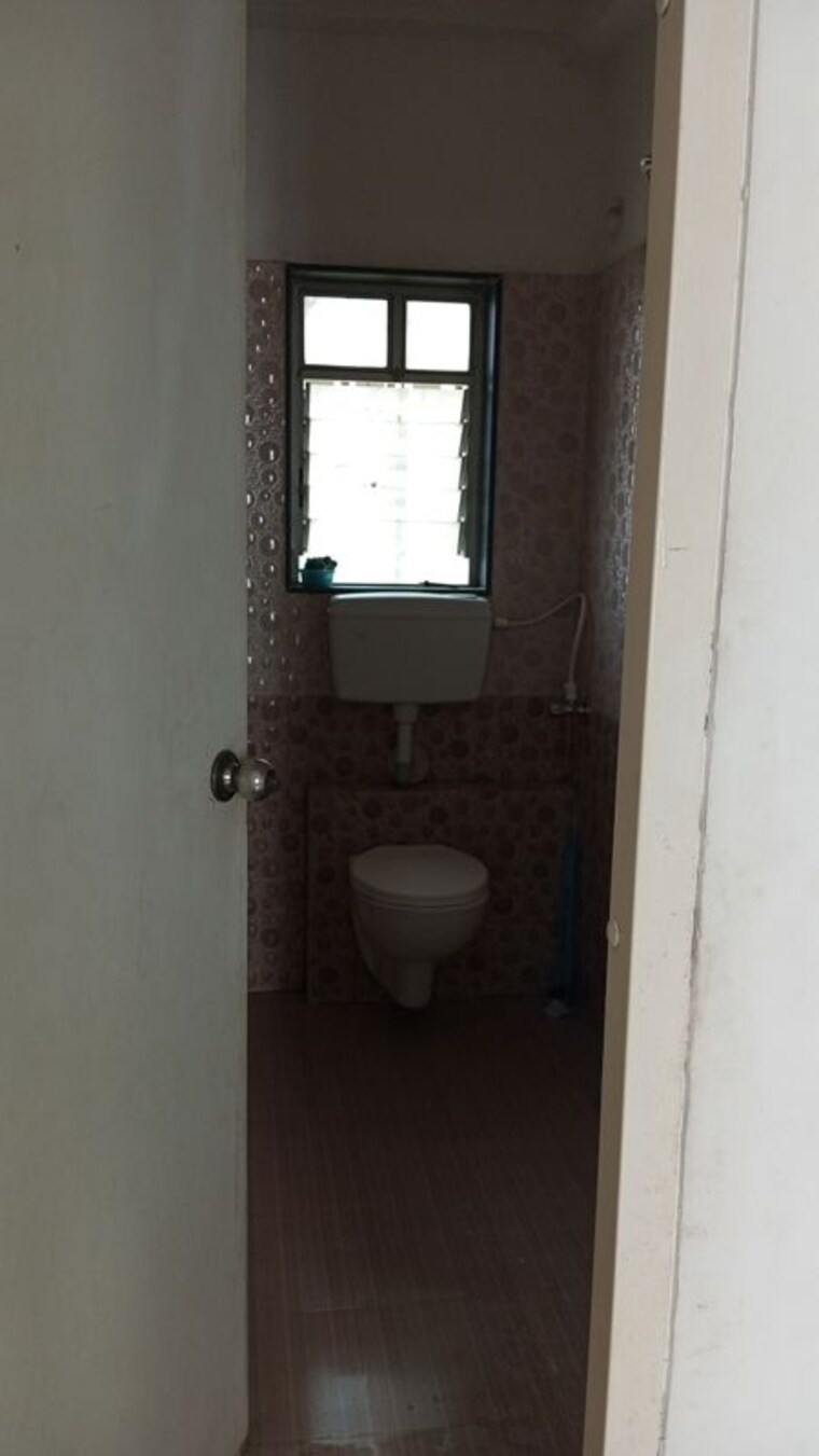 Bathroom, pimpri gaon 1 Bedroom 500 Sq.Ft. Independent House In Pimpri Gaon Pune 10782169