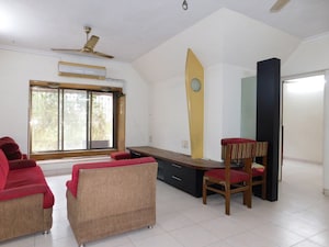 Living Room in 2 BHK Apartment at Devidayal Apartments, Mulund West – for Sale