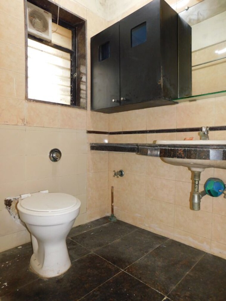 Bathroom, devidayal-apartments 2 Bedroom 1050 Sq.Ft. Apartment In Mulund West Mumbai 10782145