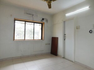 Room in 2 BHK Apartment at Devidayal Apartments, Mulund West – for Sale