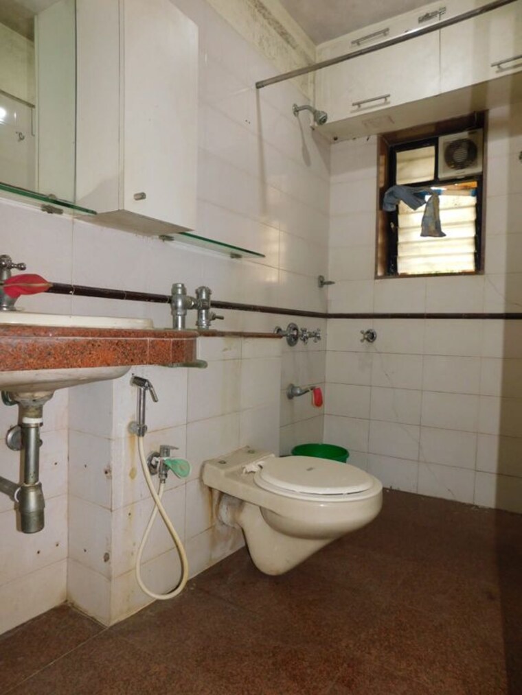 Bathroom, devidayal-apartments 2 Bedroom 1050 Sq.Ft. Apartment In Mulund West Mumbai 10782145