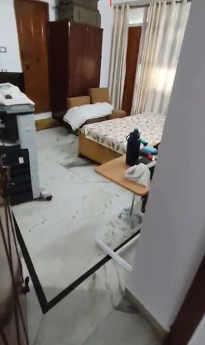 Team Area in 4 BHK Apartment at Supertech Estate, Vaishali Sector 9 – for Sale
