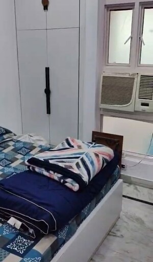 Bedroom in 4 BHK Apartment at Supertech Estate, Vaishali Sector 9 – for Sale