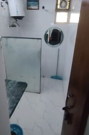 Bathroom in 4 BHK Apartment at Supertech Estate, Vaishali Sector 9 – for Sale