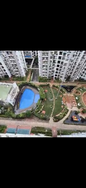 3 BHK Apartment For Sale in Prateek Wisteria, Sector 77