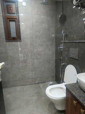 Bathroom in 3 BHK Builder Floor at South City 2 – for Rent