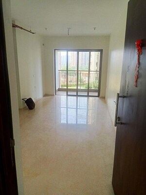 2 BHK Apartment For Sale in Kalpataru Paramount, Kapur Bawdi