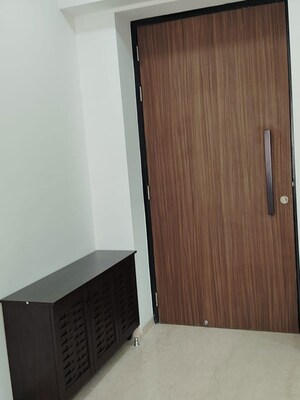 Room in 2 BHK Apartment at Lodha The Park, Worli – for Rent