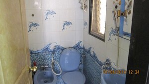 Living Room in 2 BHK Apartment at Triveni CHS Andheri, Andheri West – for Rent