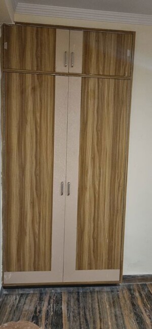 Furnished Amenities in 1 BHK Builder Floor at Rajpur Khurd Extension – for Rent
