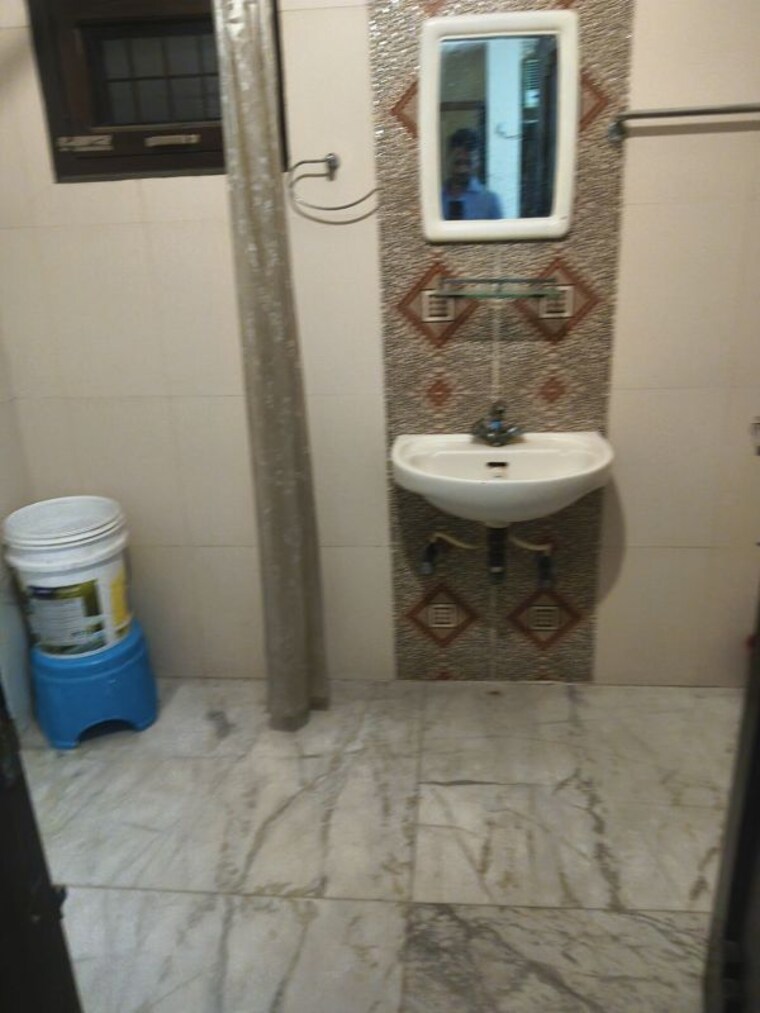 Bathroom, rwa-apartments-sector-71 2 Bedroom 1200 Sq.Ft. Independent House In Sector 71 Noida 10782324