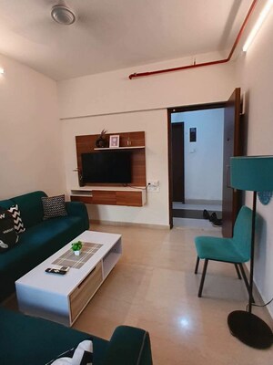 1 BHK Apartment For Rent in Lodha Versova, Versova