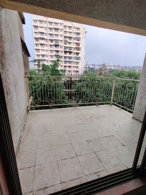 2 BHK Apartment For Sale in Pranjee Garden City, Katrap