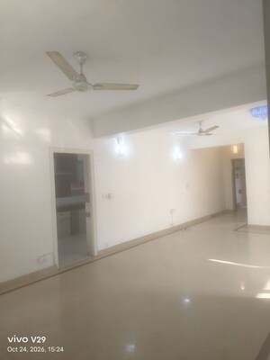 Building Lobby in 3 BHK Apartment at Orchid Petals, Sector 49 – for Rent