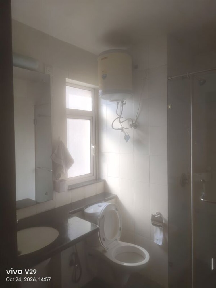 Bathroom, unitech-escape 3 Bedroom 2000 Sq.Ft. Apartment In Sector 50 Gurgaon 10782405