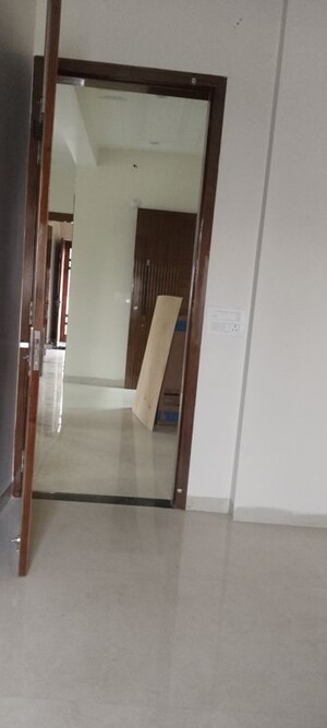 Building Lobby in 3 BHK Builder Floor at Sector 8 – for Rent