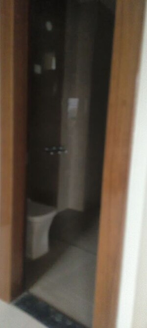 Attached Bathroom in 3 BHK Builder Floor at Sector 8 – for Rent