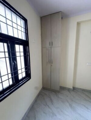 Room in 2 BHK Builder Floor at New Ashok Nagar – for Rent
