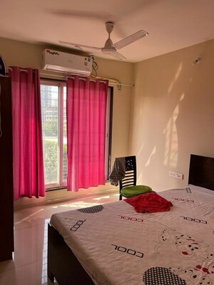 Bedroom in 1 BHK Apartment at Chembur – for Sale
