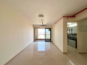 Room in 3 BHK Apartment at Dosti Eastern Bay, Wadala – for Rent
