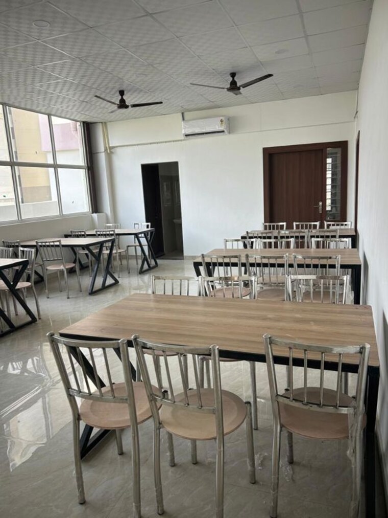 Kitchen, noida central Pg For Boys & Girls In Noida Central 10782433