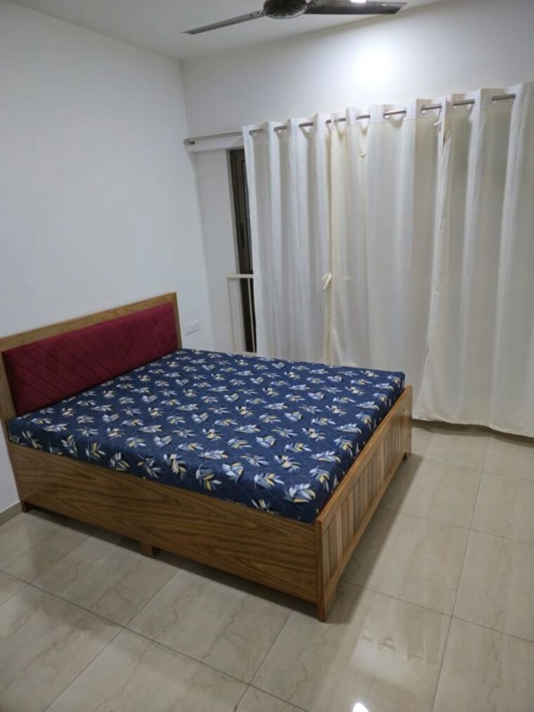 Bedroom, mahindra-alcove Pg For Girls In Chandivali 10782436