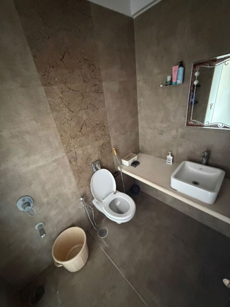 Bathroom, jp-decks 2 Bedroom 845 Sq.Ft. Apartment In Goregaon East Mumbai 10782471