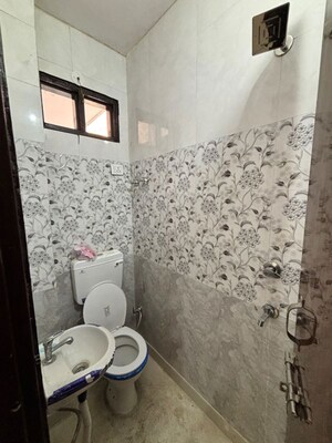 Bathroom in 2 BHK Builder Floor at Uttam Nagar – for Rent