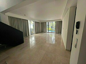 Room in 5 BHK Villa at Embassy Boulevard, Yelahanka – for Rent