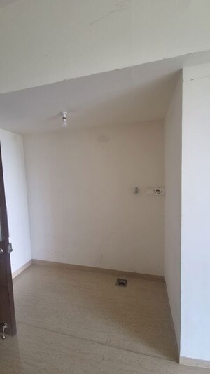Room in Studio Apartment at Lodha Belmondo Sawgrass A, Gahunje – for Rent
