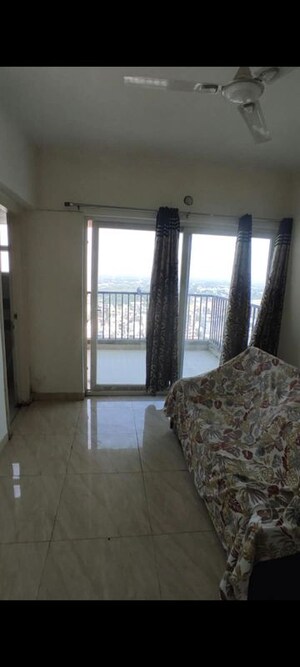 Bedroom in 2 BHK Apartment at Gaur Yamuna City 16th Park View, Gaur Yamuna City – for Rent