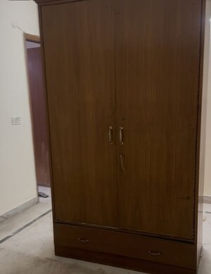 Room in 3 BHK Builder Floor at Freedom Fighters Enclave – for Sale