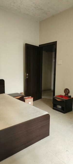 Living Room in 3 BHK Apartment at Royal Redidency, Lalbaug – for Rent