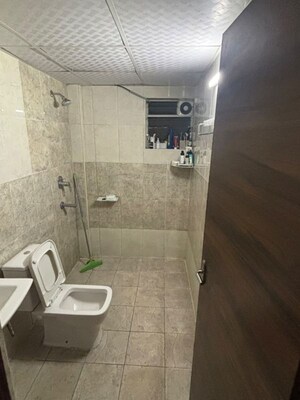 Bathroom in 3 BHK Apartment at Mahaveer Zephyr, Bommanahalli – for Sale