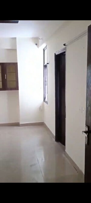 Room in 2 BHK Apartment at Meenal Balmukund Residency, Raj Nagar Extension – for Rent