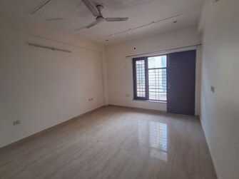 3 BHK +Builder Floor For Rent in Huda HBC Society in Sector 9, Gurgaon