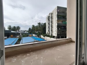 Swimming Pool in 1 BHK Builder Floor at Yemalur – for Rent