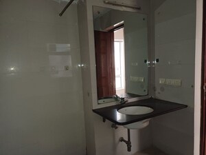 Bathroom in 4 BHK Apartment at Unitech Escape, Sector 50 – for Sale