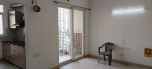 Room in 2.5 BHK Apartment at ATS Happy Trails, Sector 10 Greater Noida – for Rent
