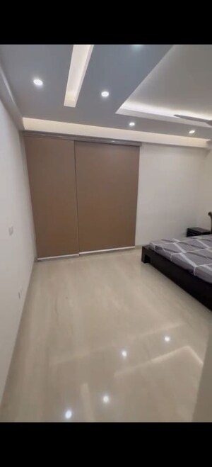 Room in 3 BHK Builder Floor at Kalkaji – for Rent