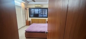 Bedroom in 2 BHK Apartment at Chembur – for Rent