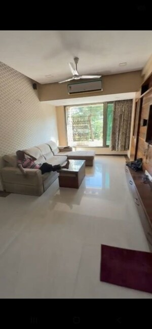 2.5 BHK Apartment For Rent in Kalpataru Vienta Tower A, Kandivali East