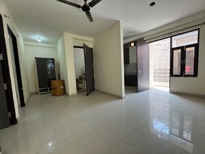 Room in 2 BHK Builder Floor at Chattarpur – for Rent