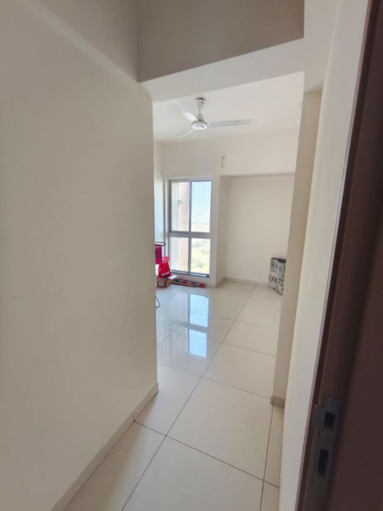 Bathroom, godrej-nirvaan 2 Bedroom 630 Sq.Ft. Apartment In Themghar Thane 10782669